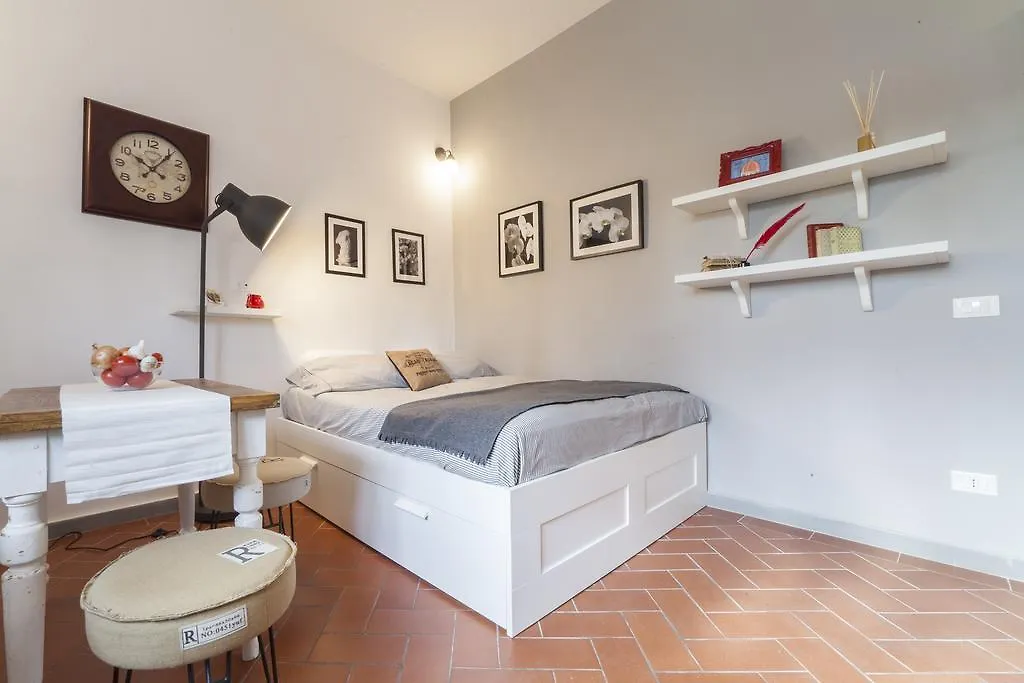 Central Pitti Studio Flat Florencia Italia